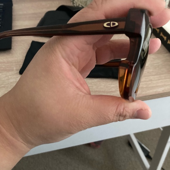 DIOR SUNGLASSES - Picture 3 of 5